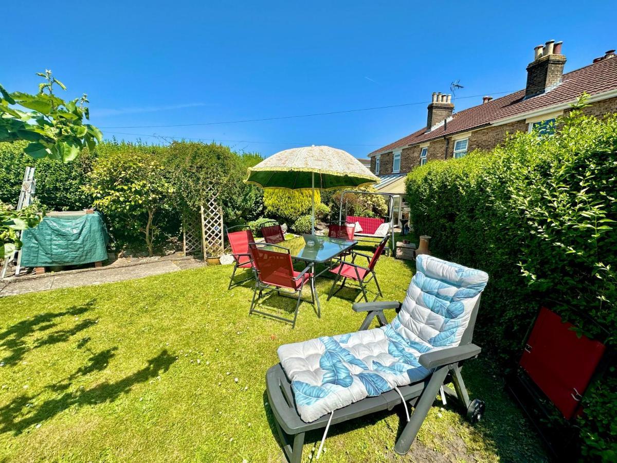Garden Cottage - 3 Bedroom Close To Town And Beach Bornemouth Extérieur photo