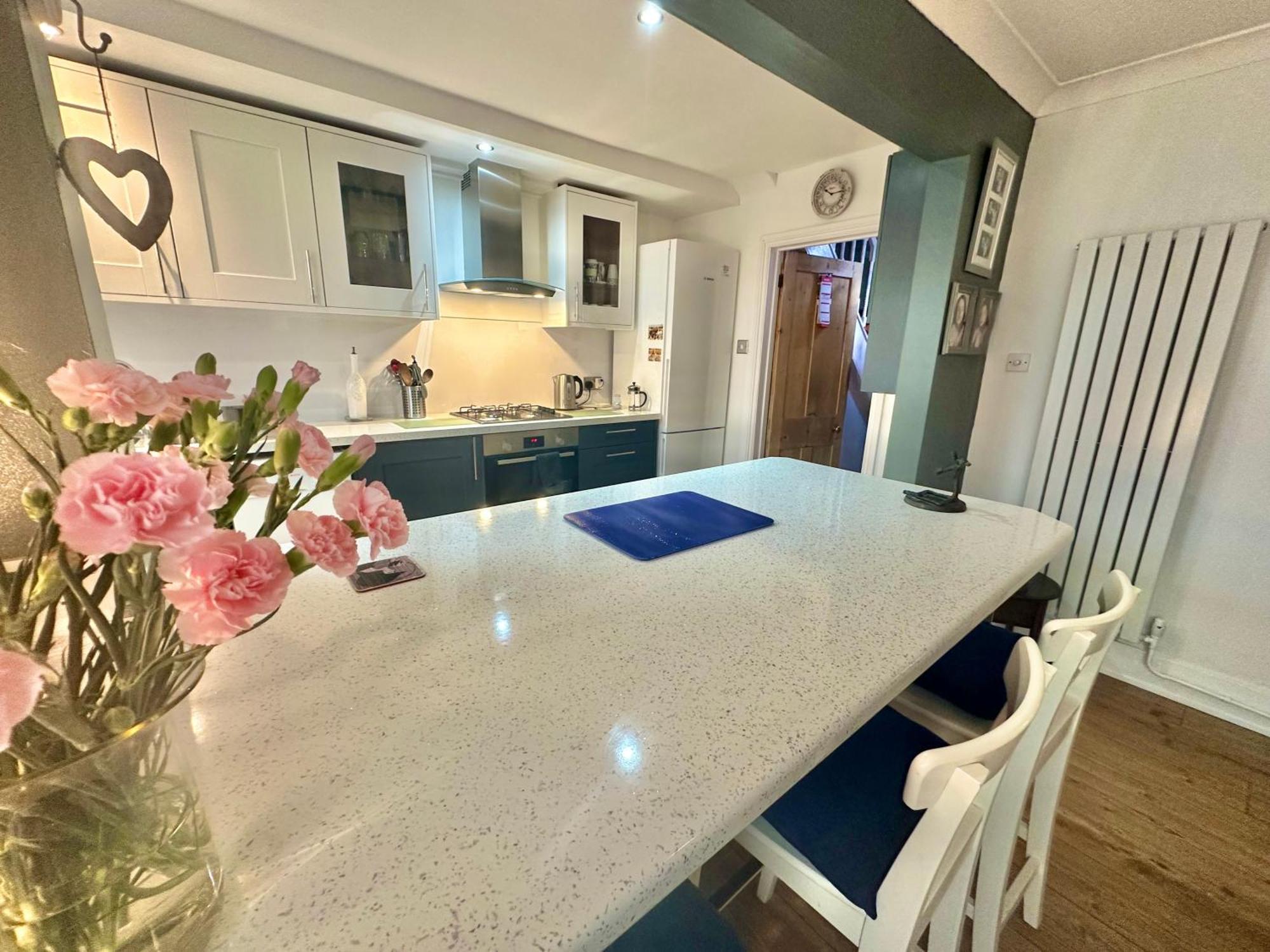 Garden Cottage - 3 Bedroom Close To Town And Beach Bornemouth Extérieur photo